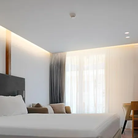 Dorchester Sarandë