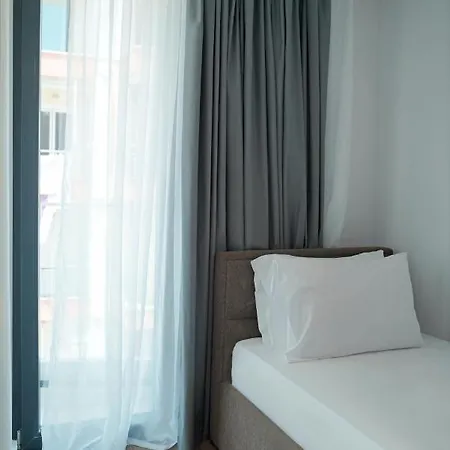 Hotel Dorchester 4*