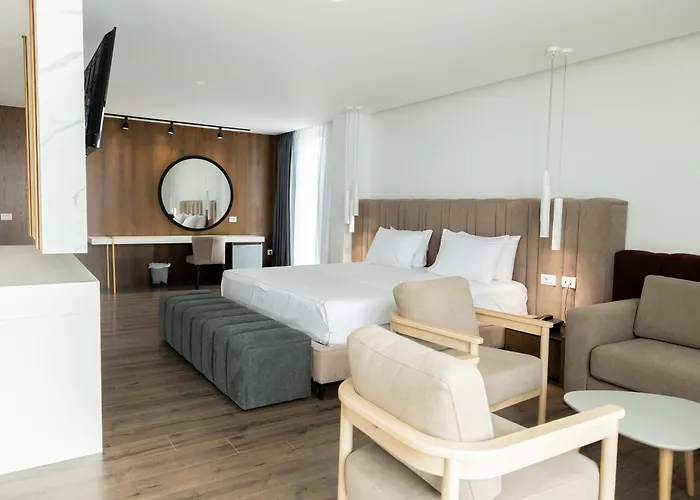 Dorchester 4* Sarandë