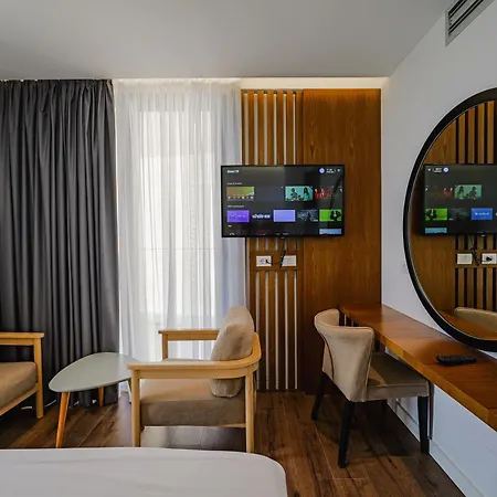 Dorchester Hotel Sarandë