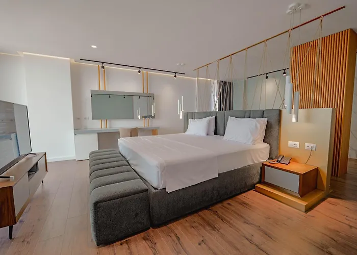 Dorchester 酒店 Sarandë